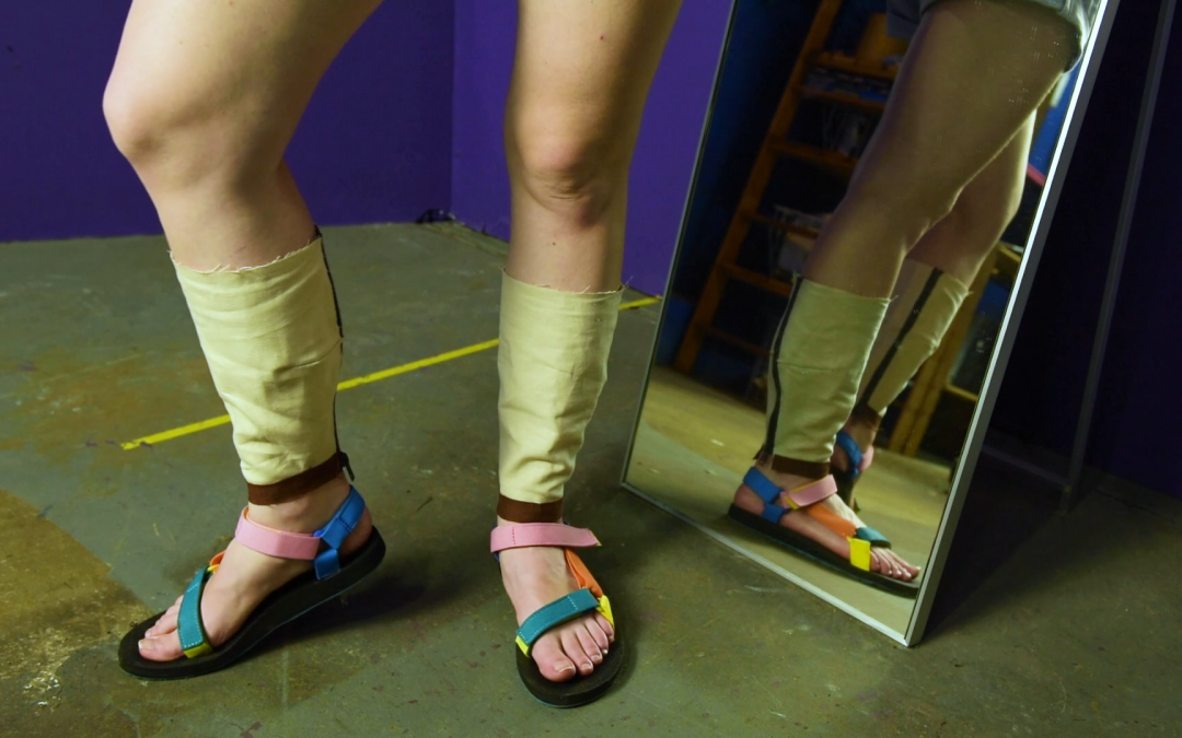 How to Make Zippered Leg Wraps Using CosBond